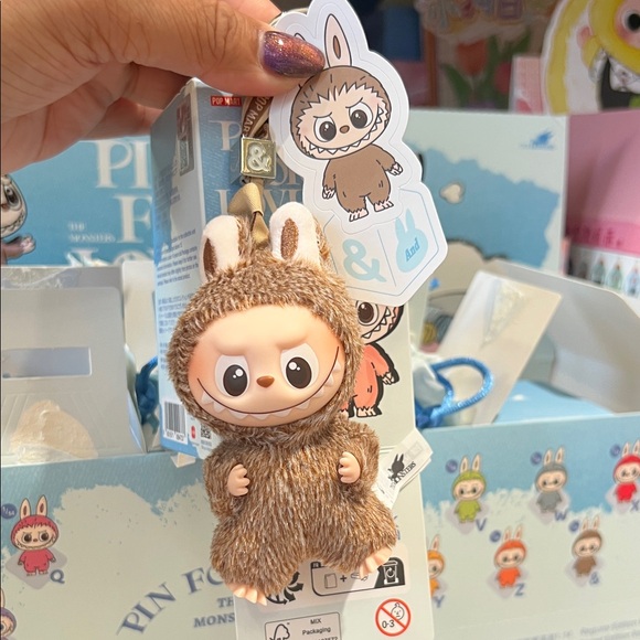 CONFIRMED “&”  - PIN FOR LOVE - LABUBU - Picture 1 of 2